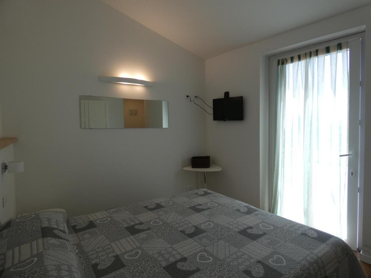 Sant'Anna Hostel Специя Экстерьер фото