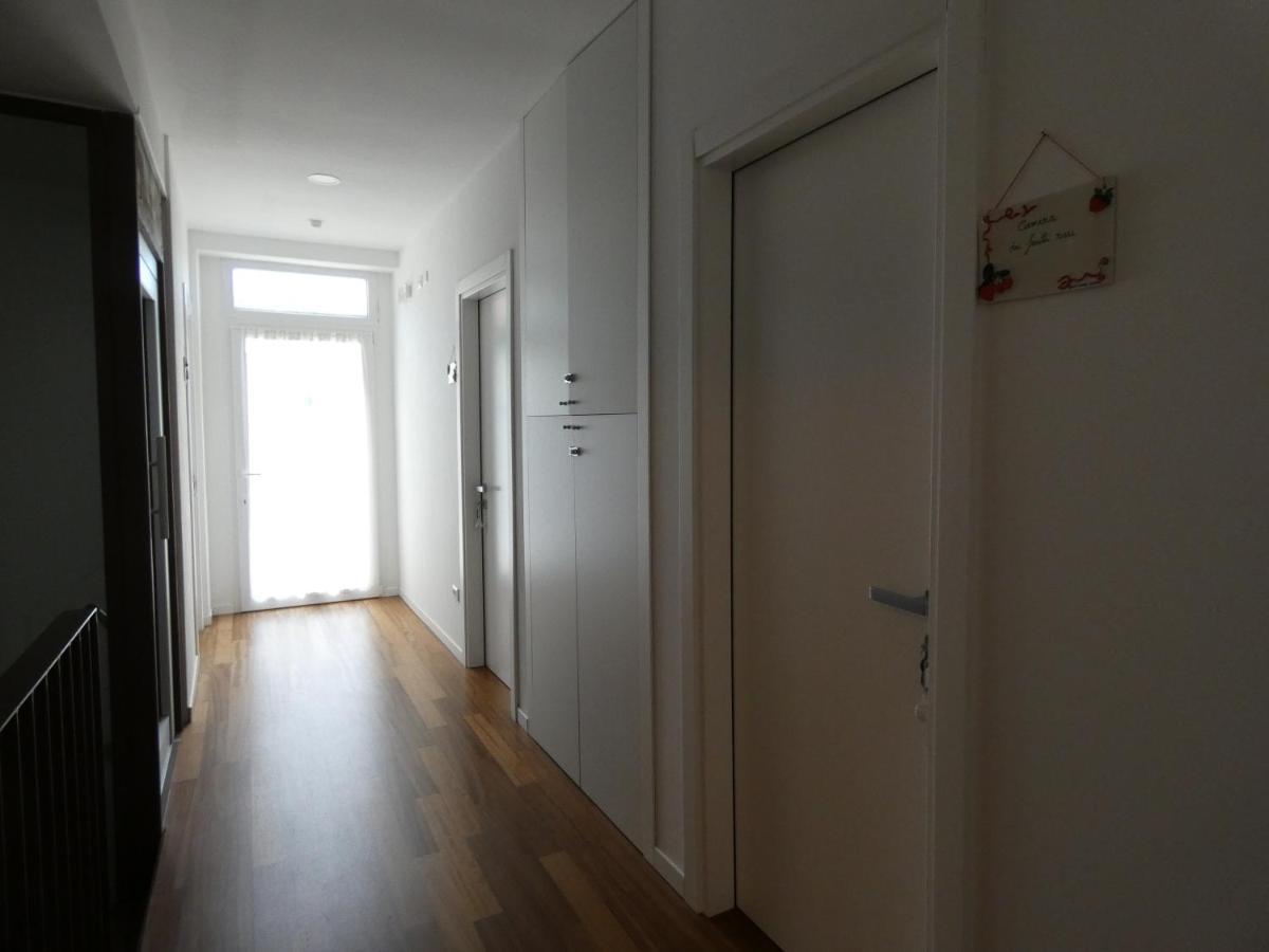 Sant'Anna Hostel Специя Экстерьер фото